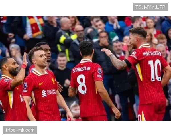 曼联更衣室矛盾再度曝光，球队稳定性与竞争表现面临考验