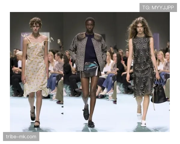 梅根竟然一双运动鞋就能穿出T台范，普通人只能望鞋兴叹了！