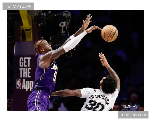 朗多挡拆组织牵制内线 创造外线空位助攻占比上升